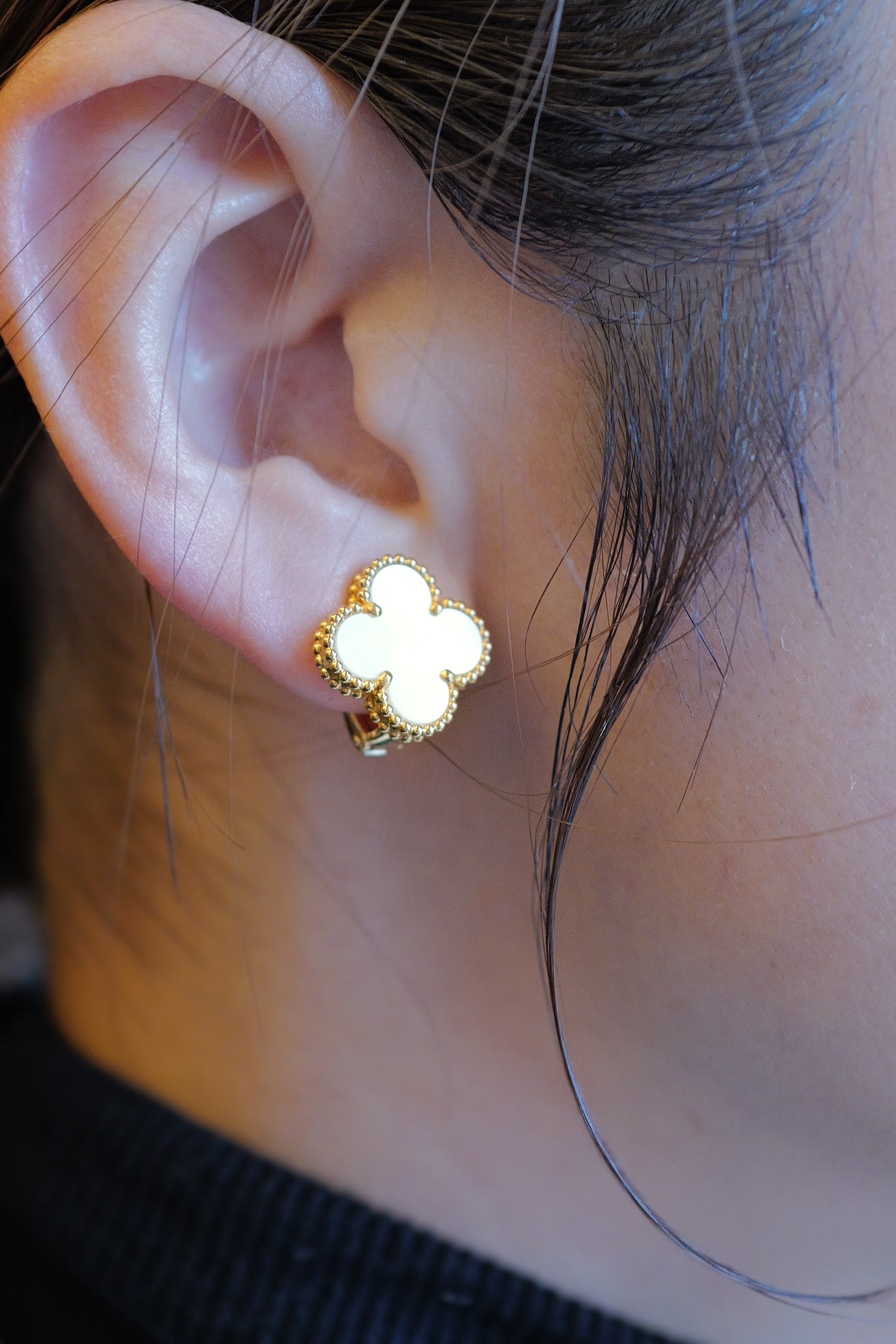 Van Cleef & Arpels マザーオブパール イヤリング