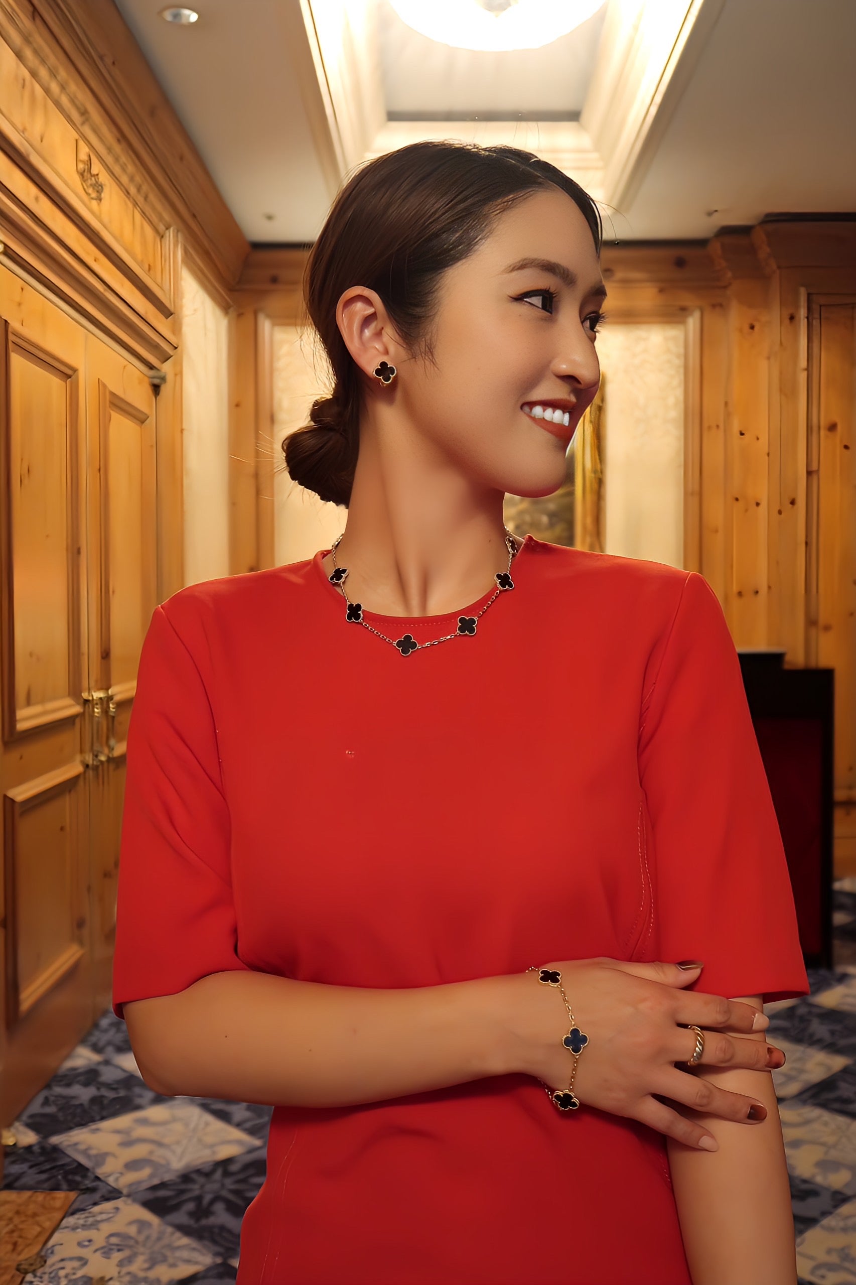 Van Cleef & Arpels ヴィンテージ アルハンブラ ネックレス K18YG 10Pモチーフ(ちょいカリ)関西限定