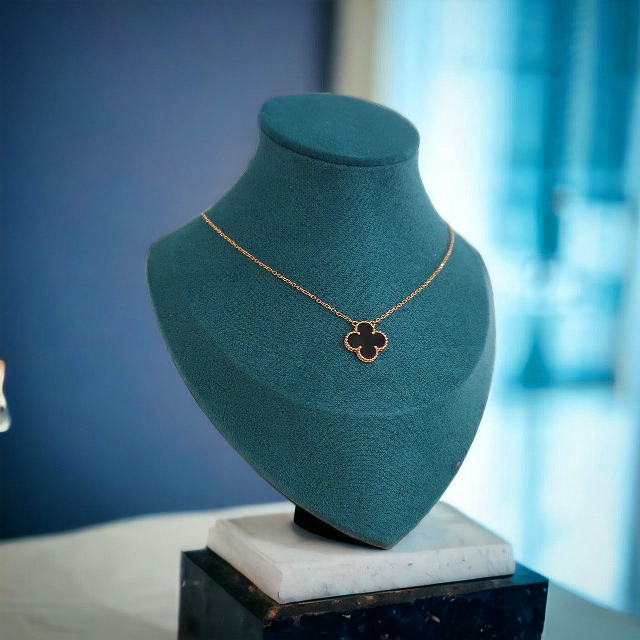 Van Cleef & Arpels オニキス ネックレス (ちょいカリ)関西限定