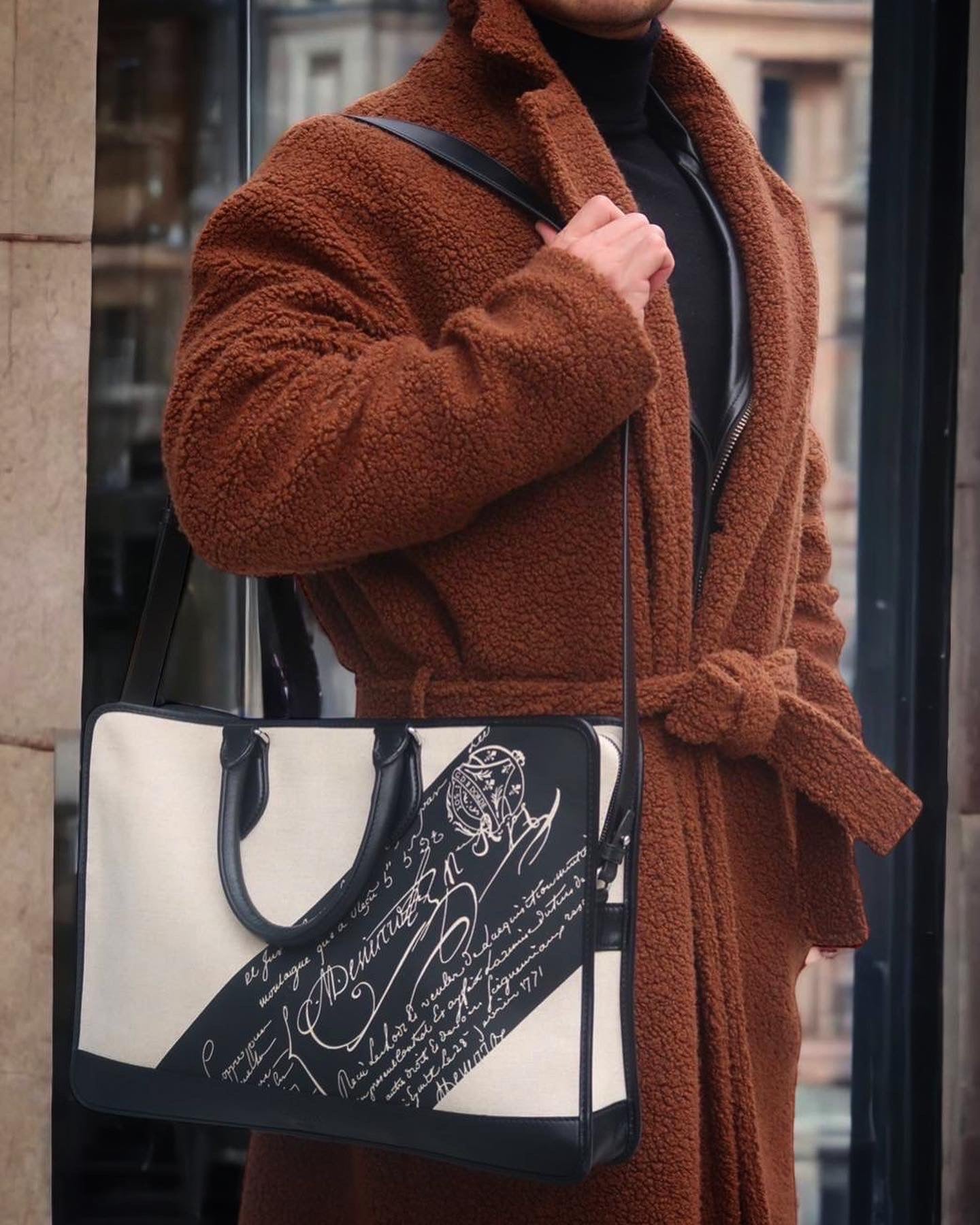 アンジュール ガリバー スクリットキャンバス レザー ブリーフケース