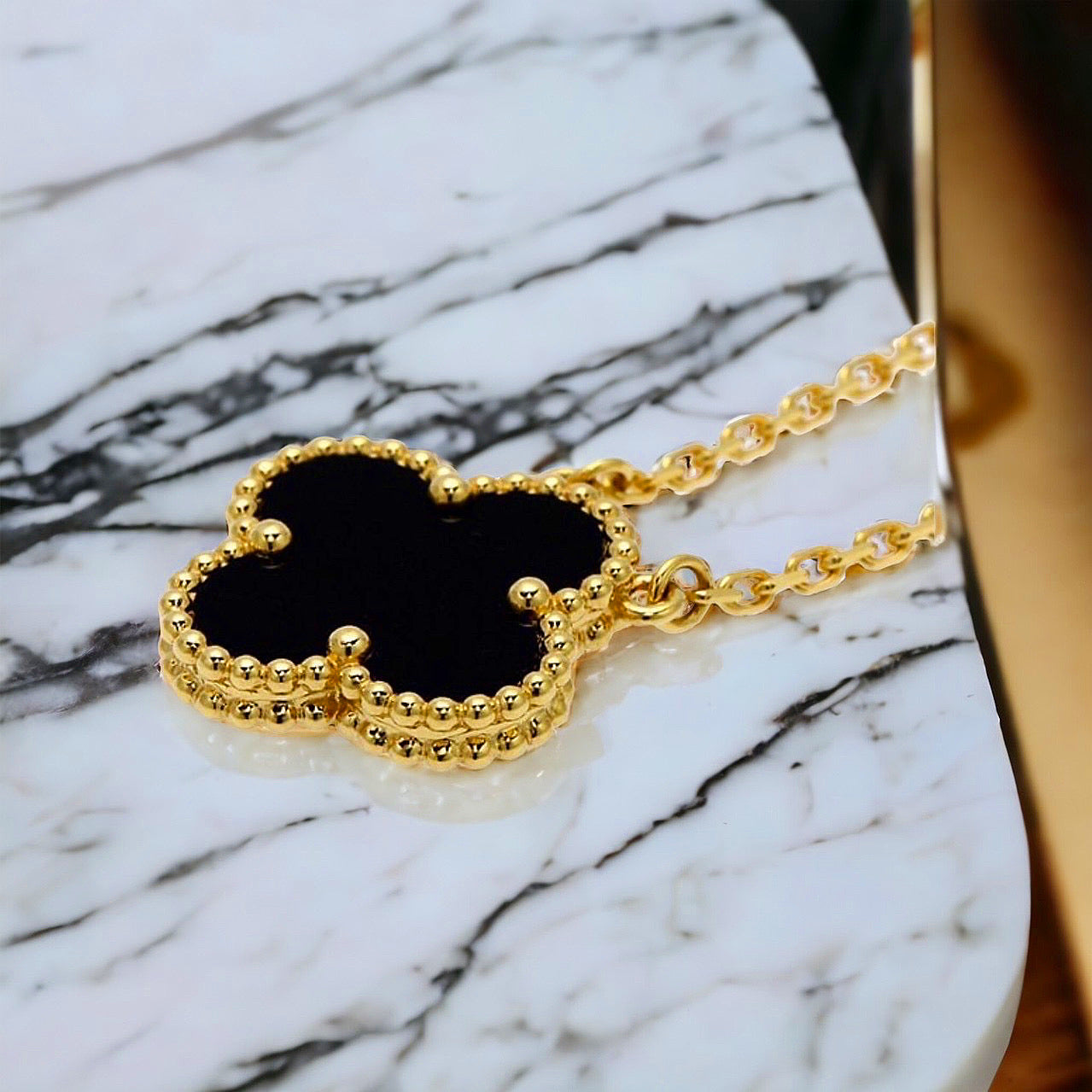 Van Cleef & Arpels オニキス ネックレス (ちょいカリ)関西限定