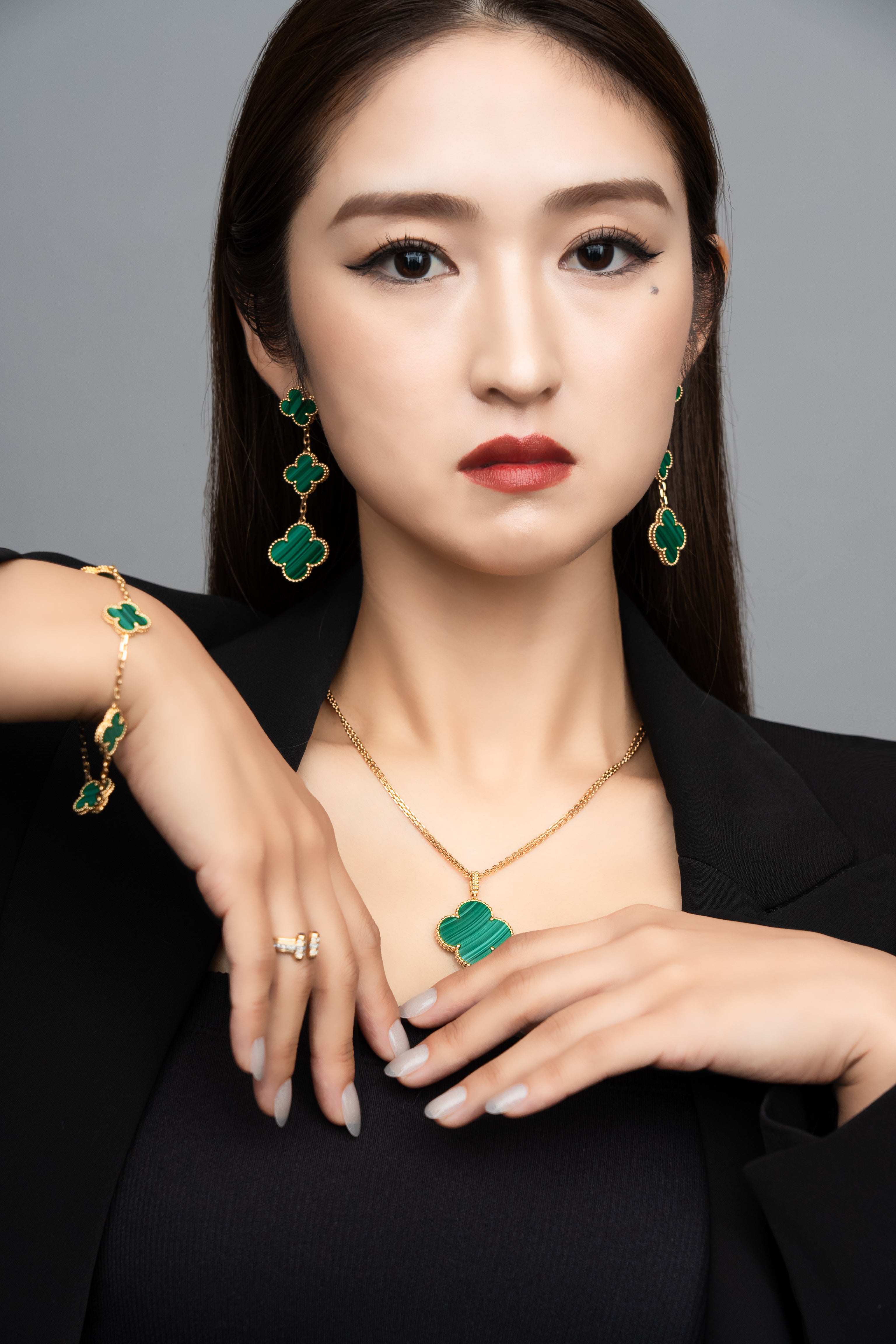 Van Cleef & Arpels ヴァン クリーフ & アーペル VCA ヴィンテージアルハンブラ ブレスレット K18YG マラカイト VCARL80900