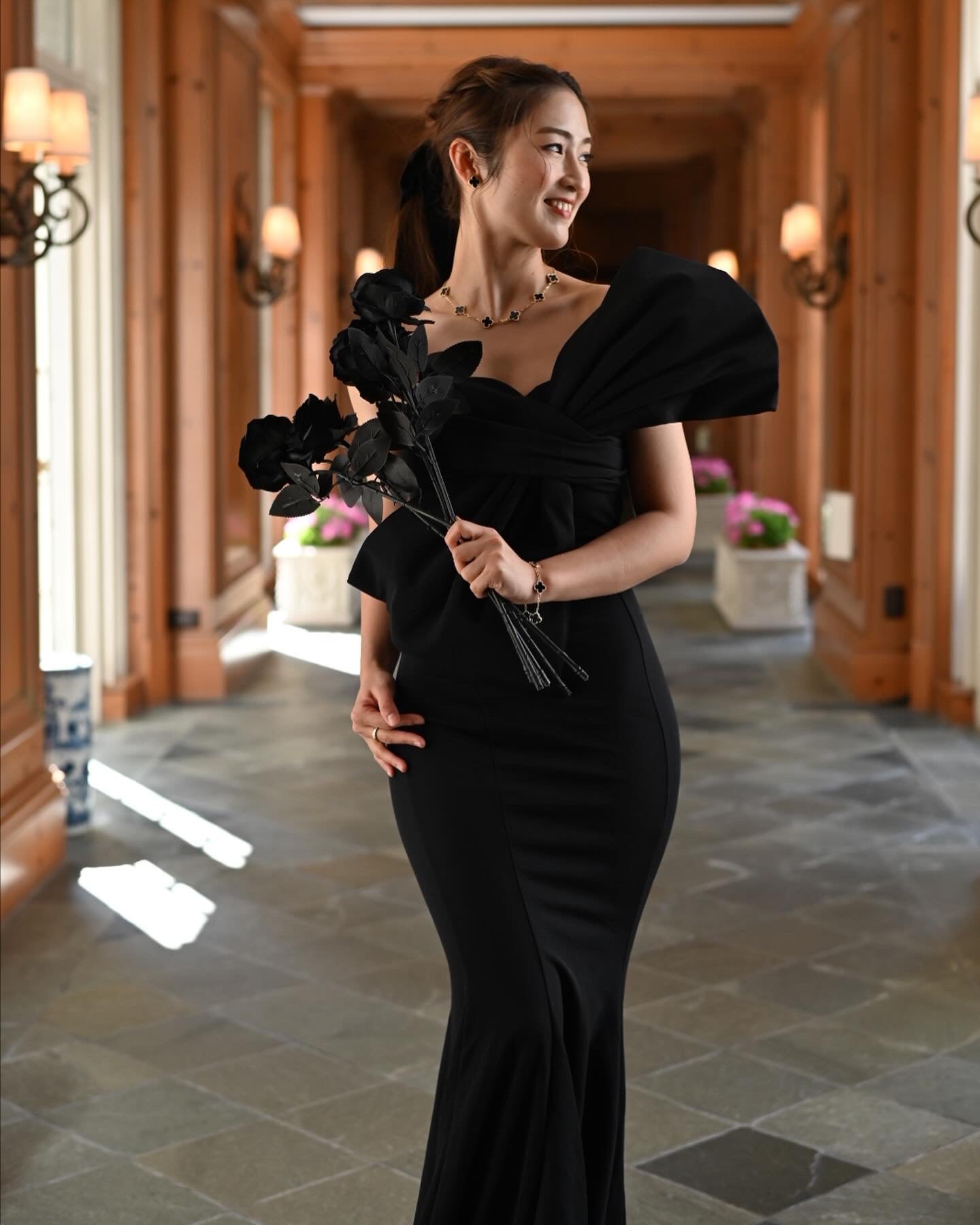 Van Cleef & Arpels オニキス イヤリング 750YG (ちょいカリ)関西限定