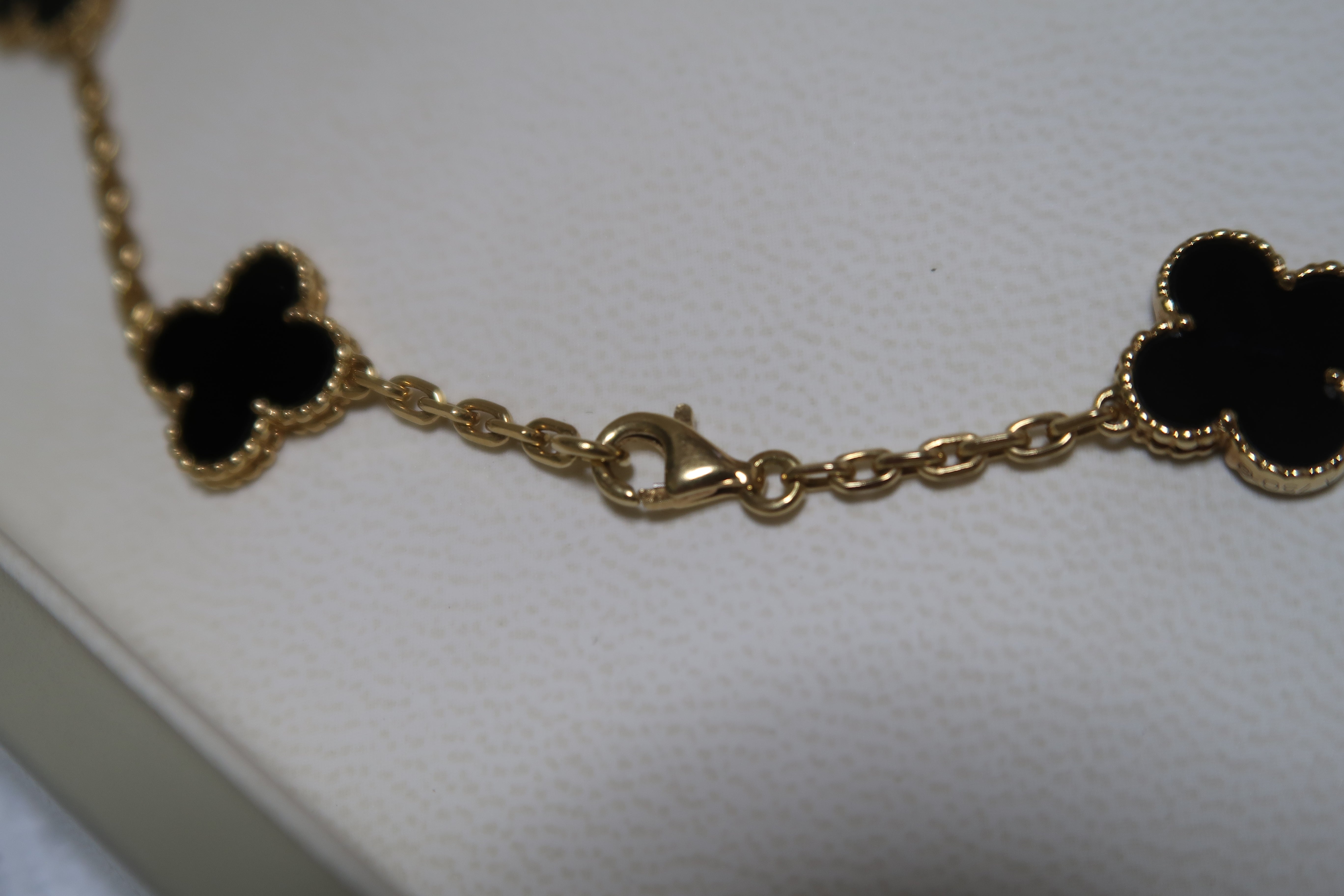 Van Cleef & Arpels オニキス 2点セット 10モチーフネックレス、ピアス