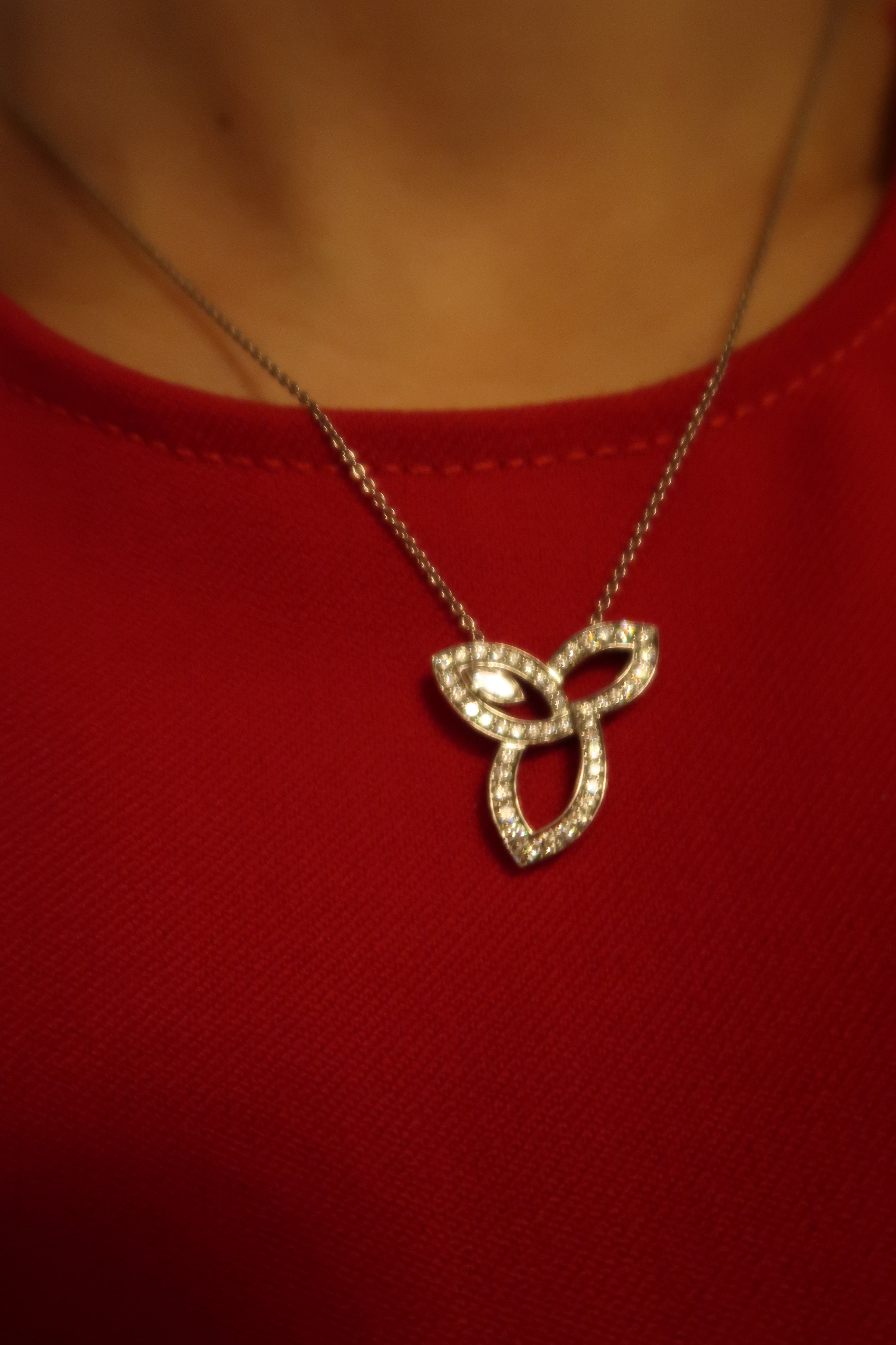 Harry Winston リリークラスター 3点セット (ちょいカリ)関西限定