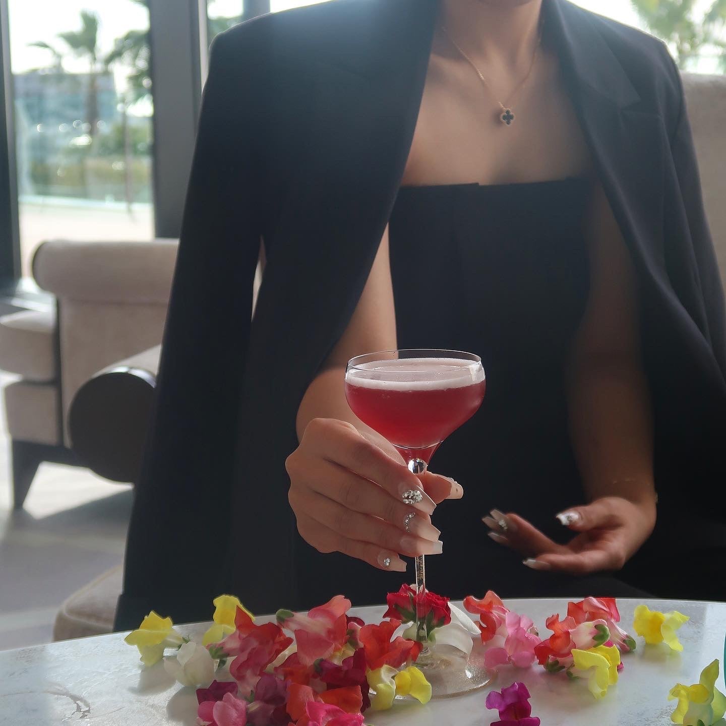 ヴィンテージアルハンブラ オニキス Au750 K18YG ゴールド