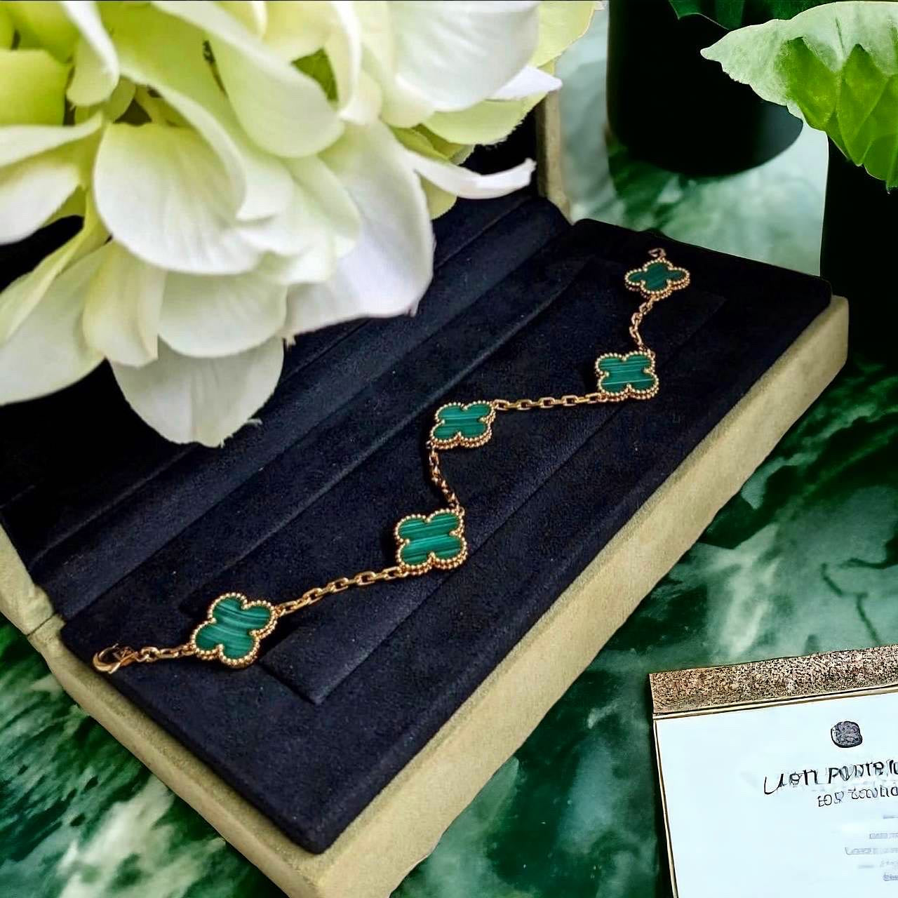Van Cleef & Arpels 5p マラカイトブレスレット (ちょいカリ)関西限定