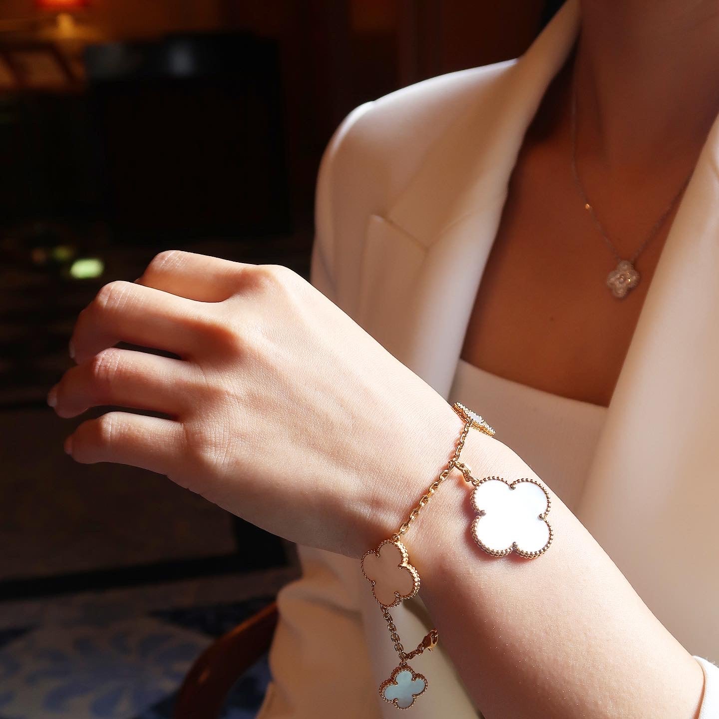 ヴァンクリーフアーペル マジックアルハンブラ ブレスレット(ちょいカリ)関西限定!