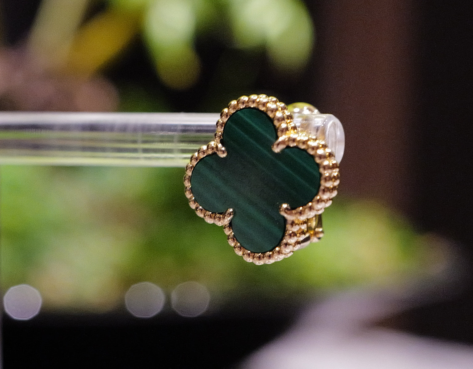 Van Cleef & Arpels ヴァンクリーフ＆アーペル ヴィンテージアルハンブラピアス マラカイト