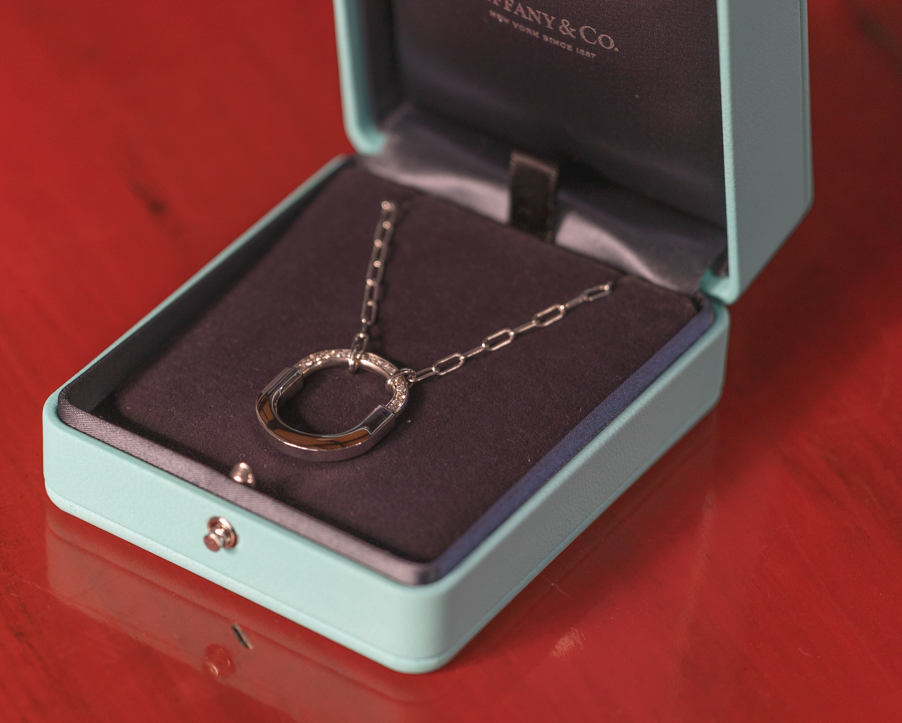 Tiffany LOCK ミディアム ホワイトゴールド ダイヤモンド ネックレス