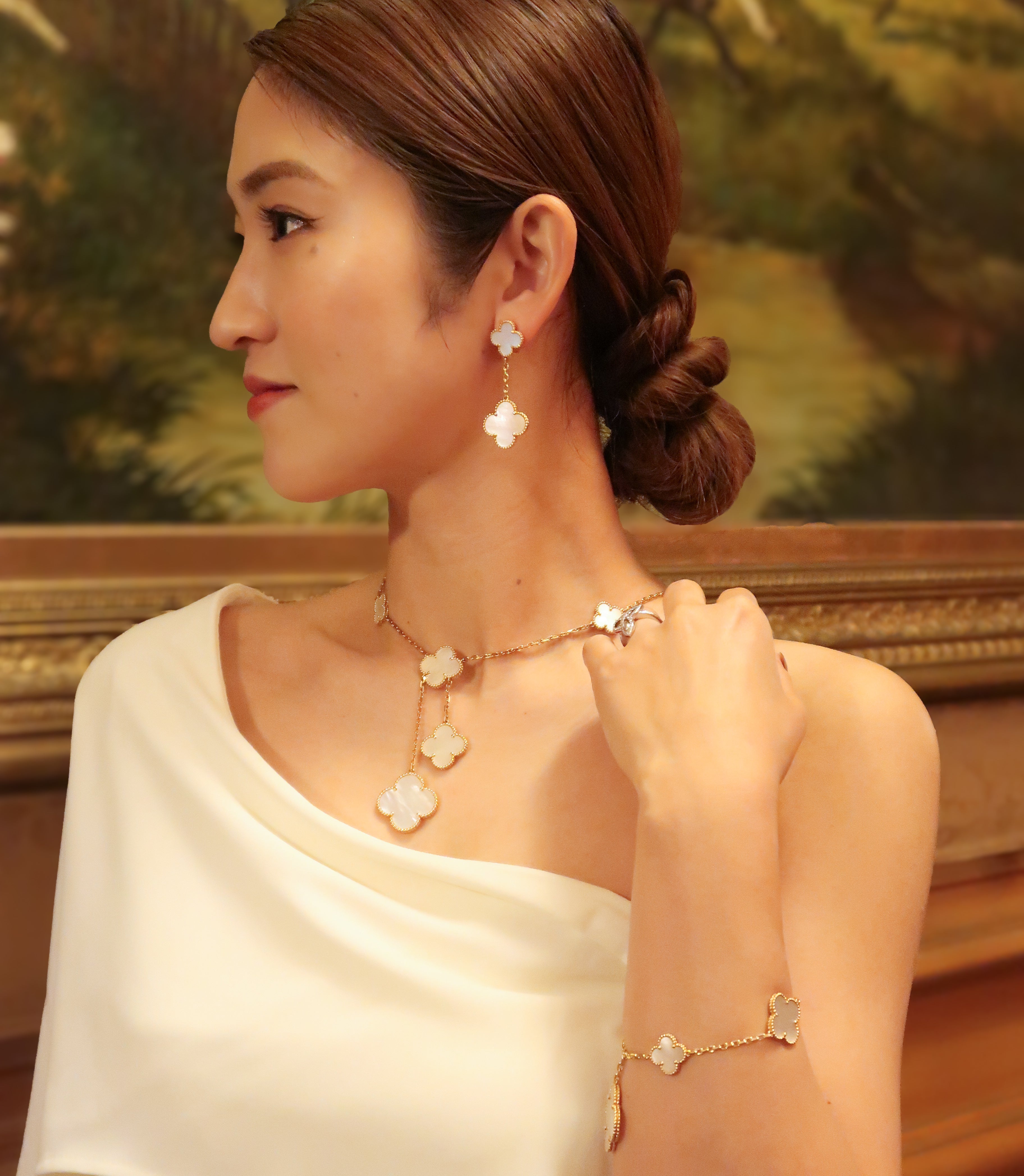 Van Cleef & Arpels ヴァンクリーフ＆アーペル マジック アルハンブラ