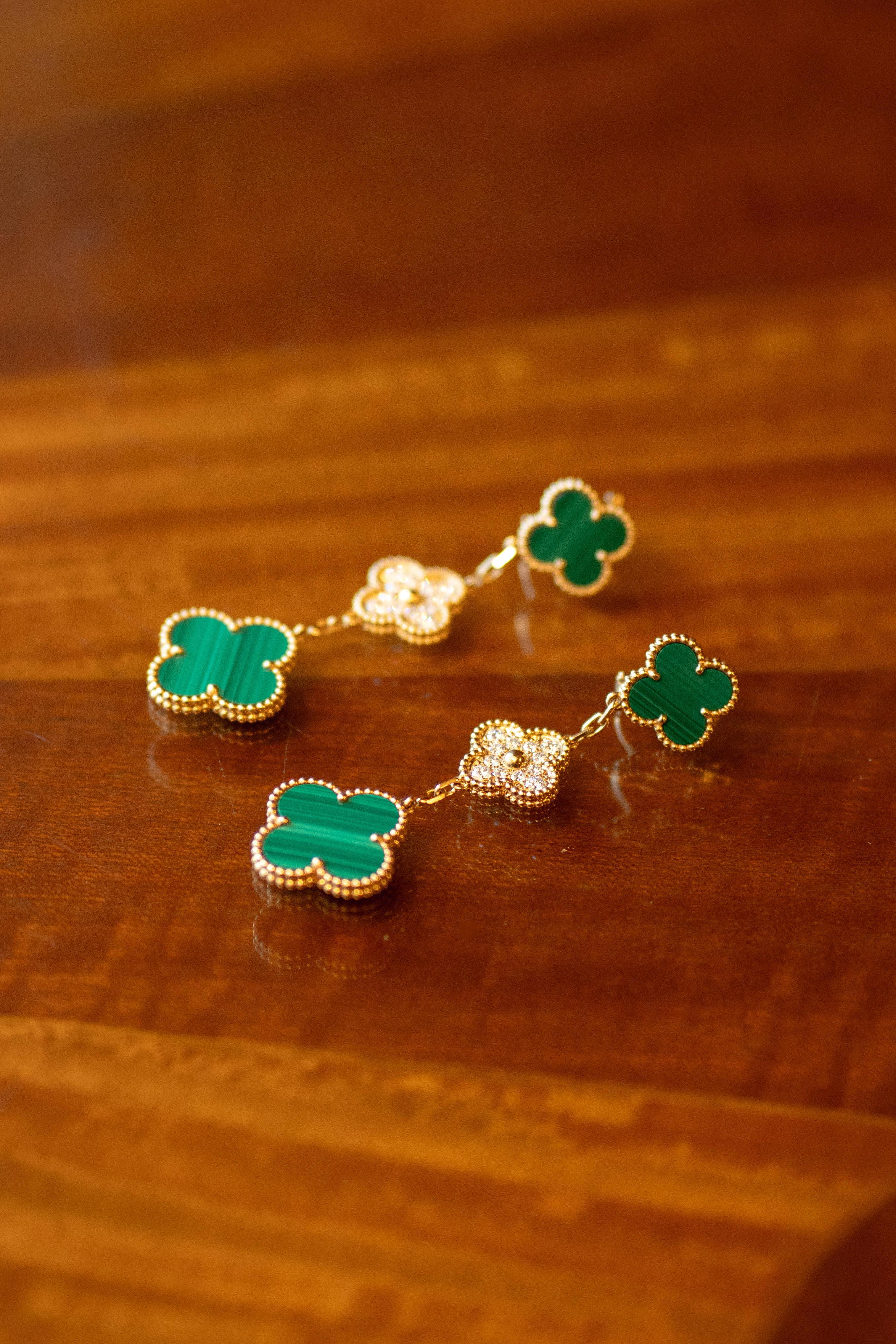 Van Cleef & Arpels ヴァン クリーフ&アーペル アルハンブラ マジック