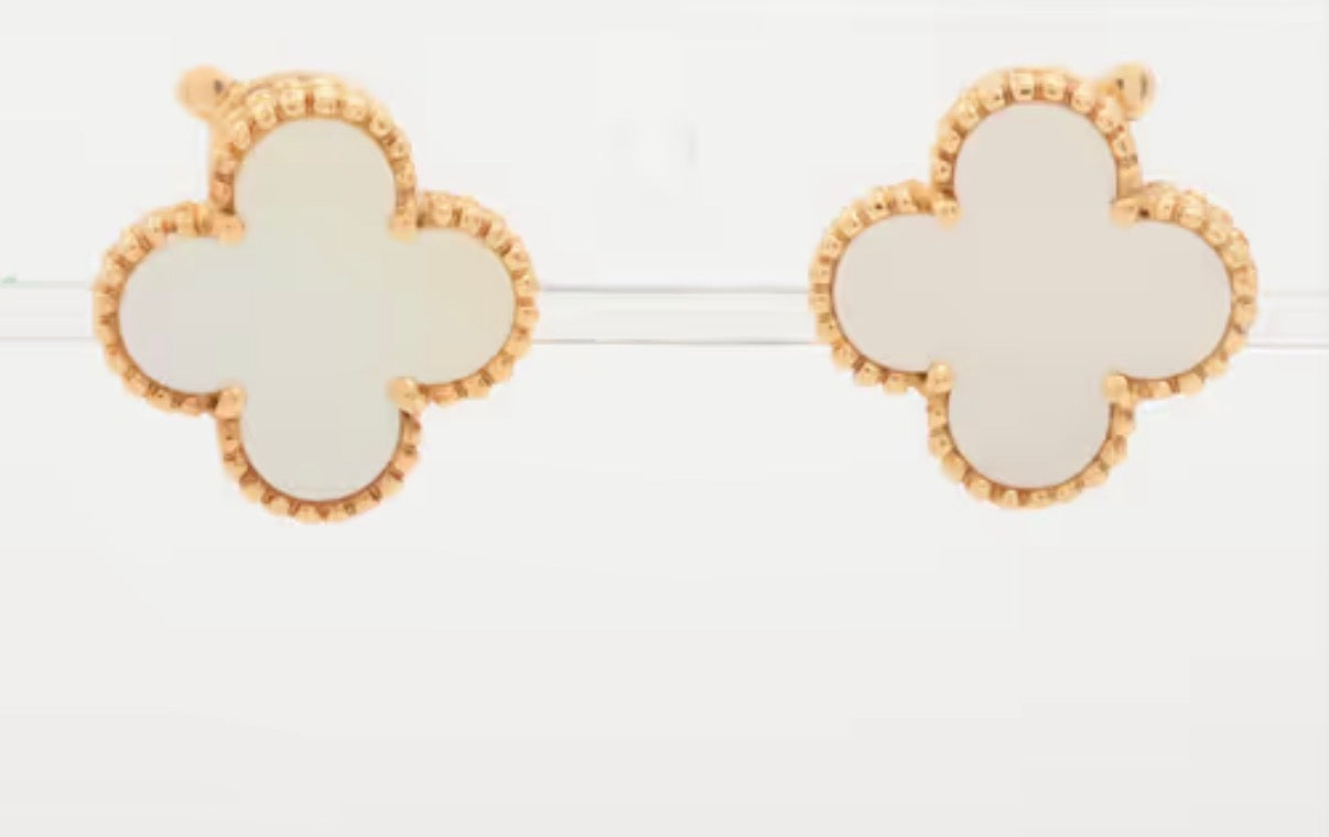 Van Cleef & Arpels ヴァンクリーフ&アーペル ヴィンテージアルハンブラ シェル　ピアス